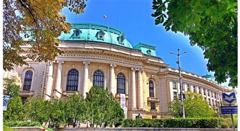 保加利亚索非亚地矿大学简介