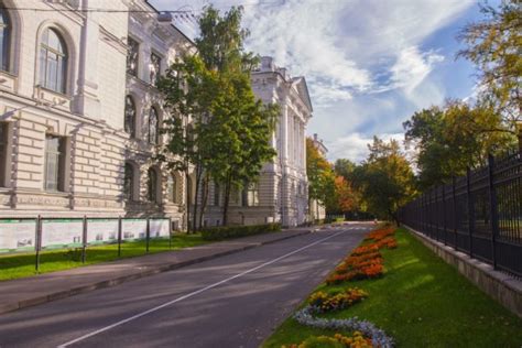 本科留學(xué)圣彼得堡彼得大帝理工大學(xué)熱門專業(yè)及學(xué)費(fèi)