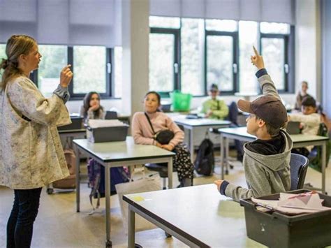 希腊有哪些国际知名的学校