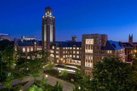 伊利诺伊大学芝加哥分校各阶段专业介绍