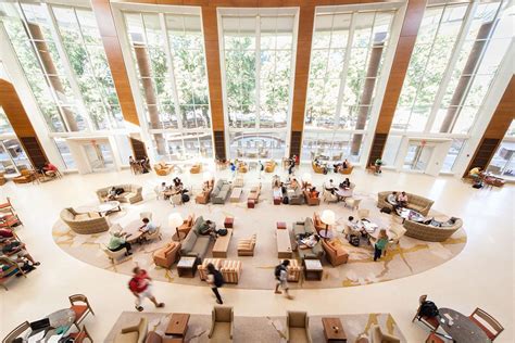 美国维克森林大学入读申请条件