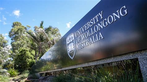 卧龙岗大学是澳大利亚风景最优美的校园之一