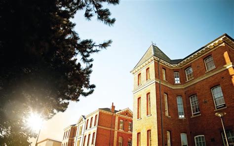 2011解读英国伍斯特大学几大优秀学院