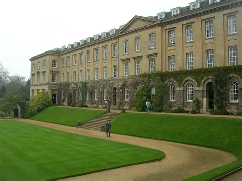 英国伍斯特大学学院及课程设置介绍