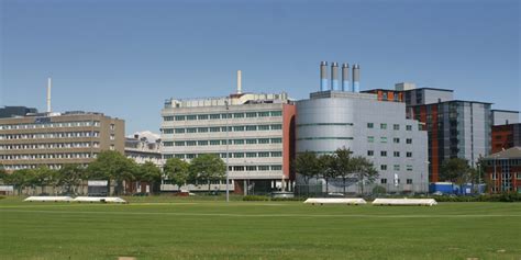 选择英国朴茨茅斯大学留学的众多理由