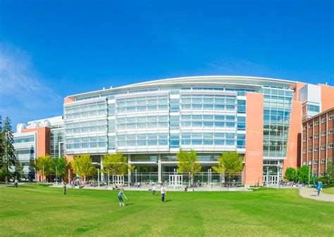 阿尔伯塔大学电气工程本科专业申请攻略