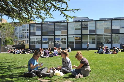 英国留学 创意艺术大学的基本介绍