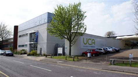 英国留学 创意艺术大学简介