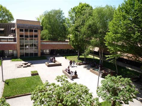 法国波城大学学士和硕士专业设置介绍