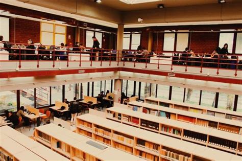 意大利留学 卡利亚里大学是一所在该国排名前十位的国立大学