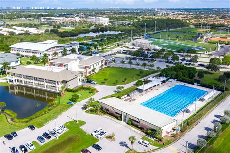 意大利名校简介 那不勒斯第二大学