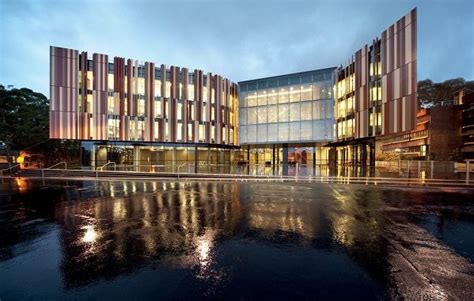 澳洲麦考瑞大学的专业优势以及奖学金申请要求