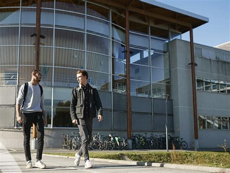 法国留学 南特高等商业学院设计与奢侈品管理专业介绍