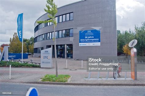 德国多特蒙德国际管理学院的六大校区