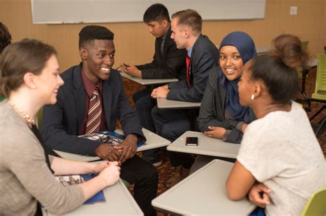 申请马来西亚本科需要哪些条件?