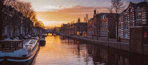 荷兰留学申请时间 申请要注意哪些关键要素