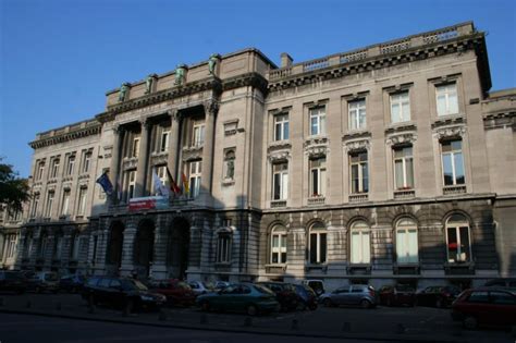 比利时列日大学各阶段课程设置详情