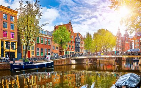 留学荷兰读硕士几年 有哪些好大学可以选择