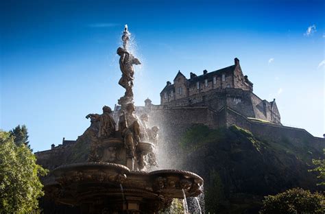 英国留学 爱丁堡龙比亚大学旅游管理文学士课程详解