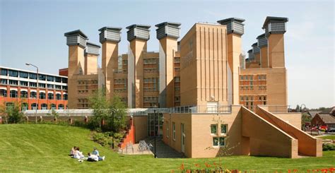 英國考文垂大學有哪些優勢
