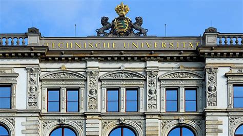 德国开姆尼茨工业大学非常注重理论与实践相结合