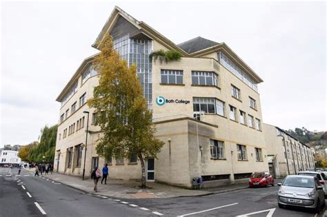 英国巴斯城市学院介绍