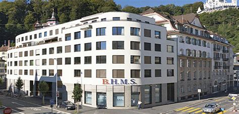 BHMS瑞士工商酒店管理学院留学课程及学位颁发介绍