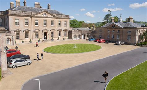 2012年英国留学巴斯斯巴大学课程设置与入学要求