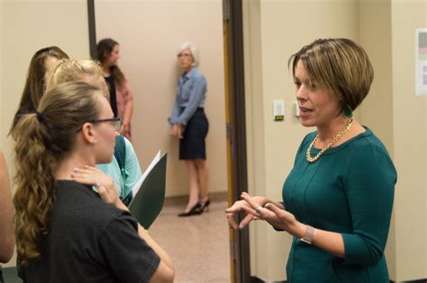 去美国贝勒大学申请研究生留学需要什么条件