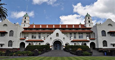 新西兰留学奥克兰商学院有什么优势