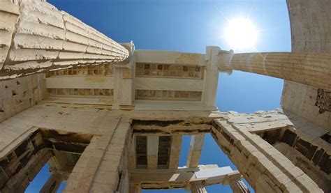 希腊有哪些国际知名的学校