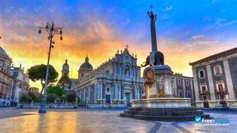 意大利留学卡塔尼亚美术学院简介