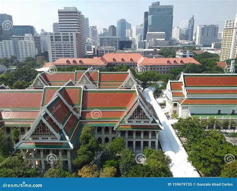朱拉隆功大学留学优势介绍 怎样申请泰国名校