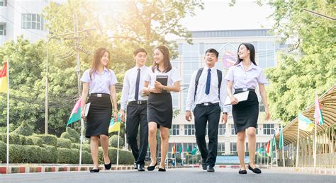 泰国留学斯巴顿大学应用泰语专业详情