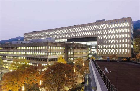 韩国首尔大学留学申请条件
