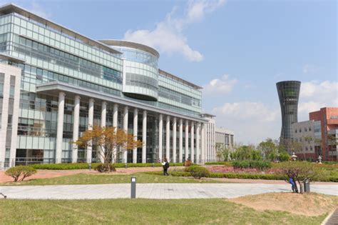 韩国留学 仁川大学是首尔地区二大国立综合大学之一