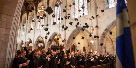 美国最富有的寄宿中学：主教高中