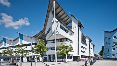 2019英国东伦敦大学留学申请条件