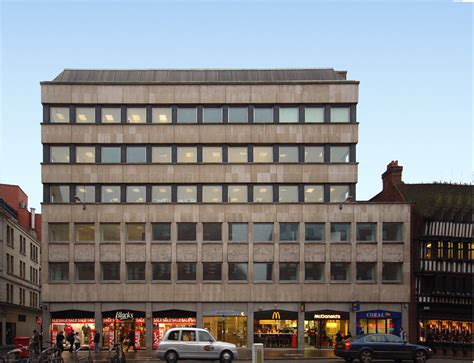 英国伦敦商业金融学院新加坡校区会计专业介绍