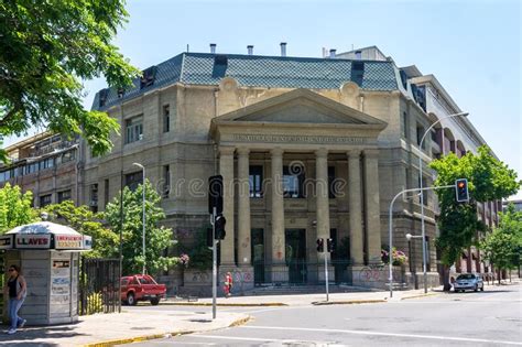 争办世界名校的智利天主教大学