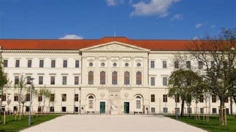 2019匈牙利本科留学申请条件