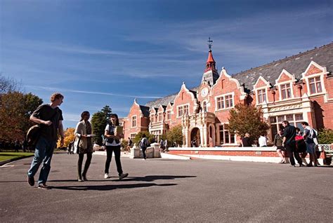 新西兰本科读几年 开学时间和申请条件一览