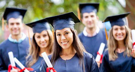 想学俄语专业选择普希金俄语学院留学怎么样