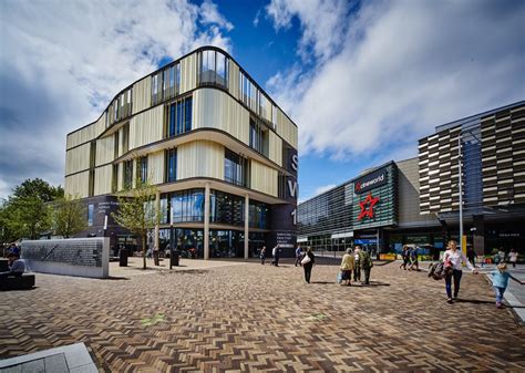 新加坡ERC学院与英国伍尔弗汉普顿大学合作办学的专业