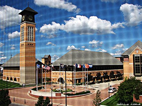 伟谷州立大学专业设置