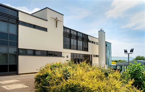 英国留学 圣彼得中学基本信息及学习科目