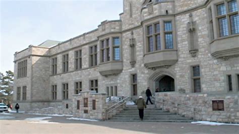 加拿大萨斯卡切温大学有什么院系