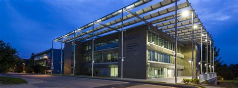 英国萨里大学预科课程的全面介绍