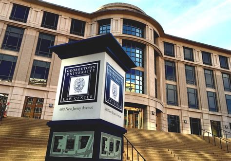 美国录取率低的10个法学院 哪些法学院难申请