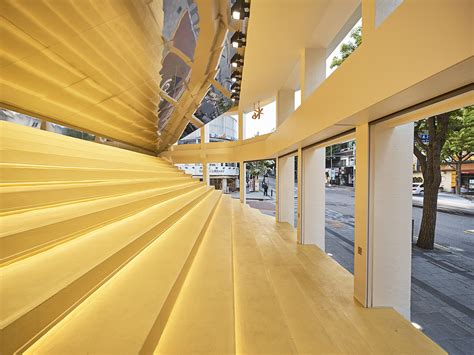 日本美作大学学校